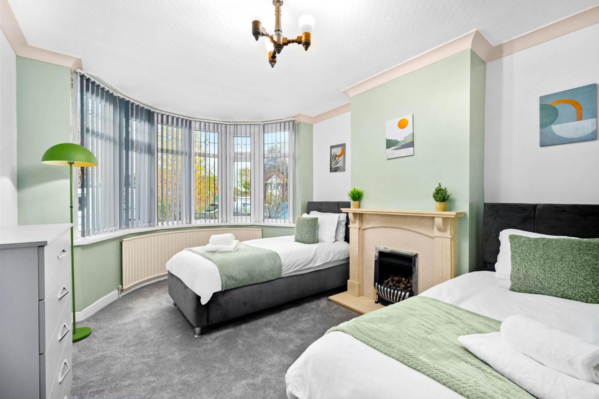 Modern 18 Guest Large Home In Solihull - Near Nec, Jlr, Hs2 And Bhx Birmingham Eksteriør bilde
